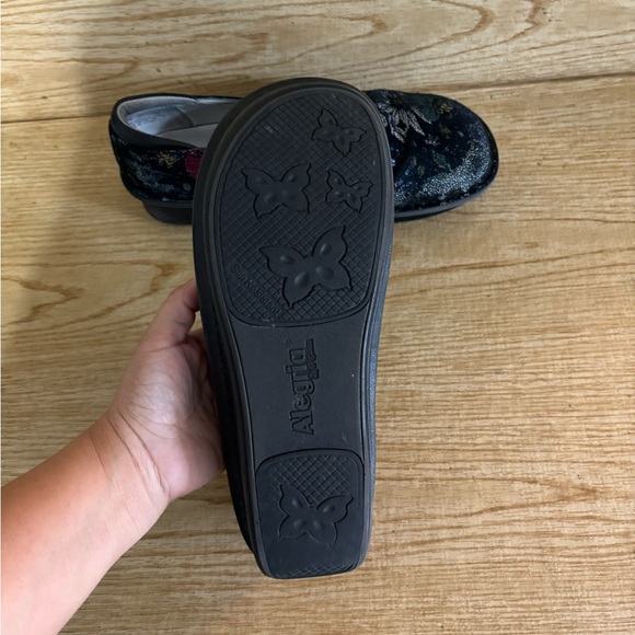 Alegria Debra Herbaceous - Picture 6 of 7